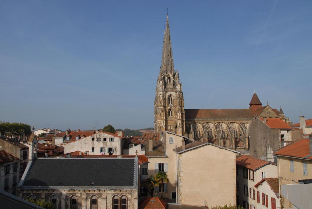 Temporesidence Cathedrale Bayonne Eksteriør billede